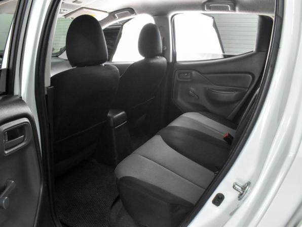 Mitsubishi L200 V с пробегом 2018 года, цена 2 080 000 рублей, 184464 км, offers.body_type.unknown, Автокод Объявления