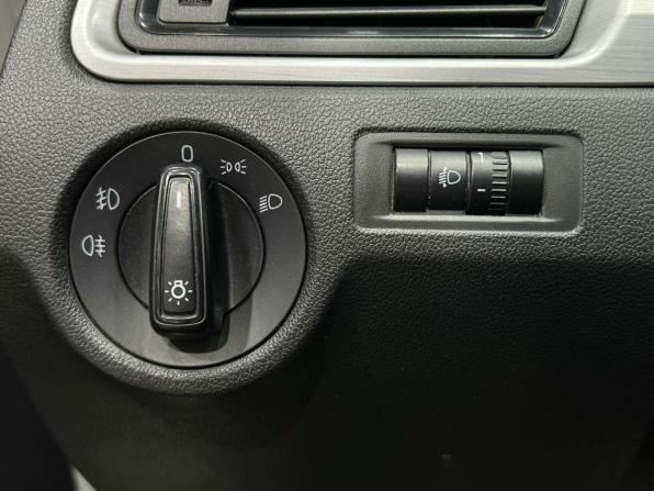 Skoda Rapid I с пробегом 2017 года, цена 999 000 рублей, 171890 км, лифтбек, Автокод Объявления