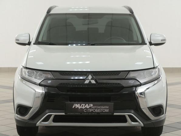 Mitsubishi Outlander III Рестайлинг 3 с пробегом 2022 года, цена 2 257 000 рублей, 77989 км, внедорожник, Автокод Объявления