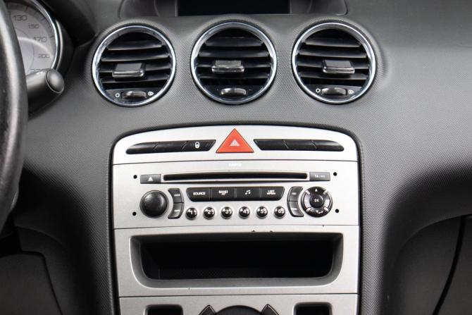 Peugeot 308 I с пробегом 2008 года, цена 170 000 рублей, 222000 км, хэтчбек, Автокод Объявления