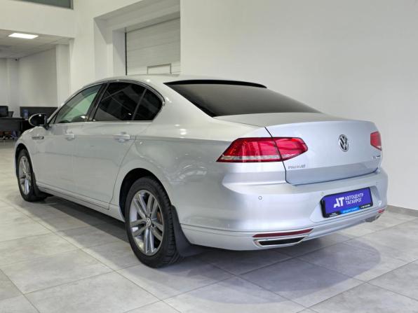 Volkswagen Passat B8 с пробегом 2015 года, цена 1 710 000 рублей, 146868 км, седан, Автокод Объявления