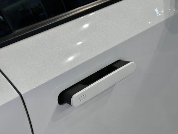 Changan UNI-V I с пробегом 2024 года, цена 2 390 000 рублей, 34010 км, лифтбек, Автокод Объявления