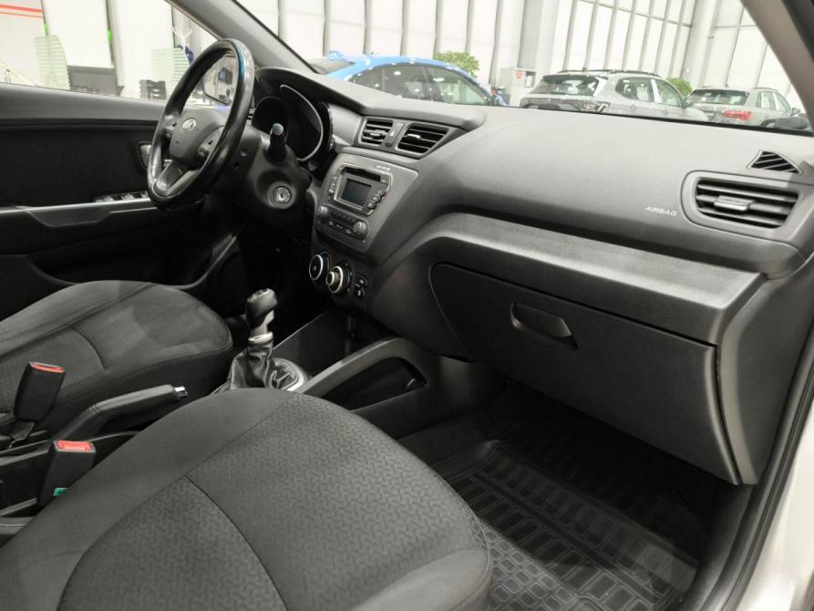 Kia Rio III Казань  - изображение 13