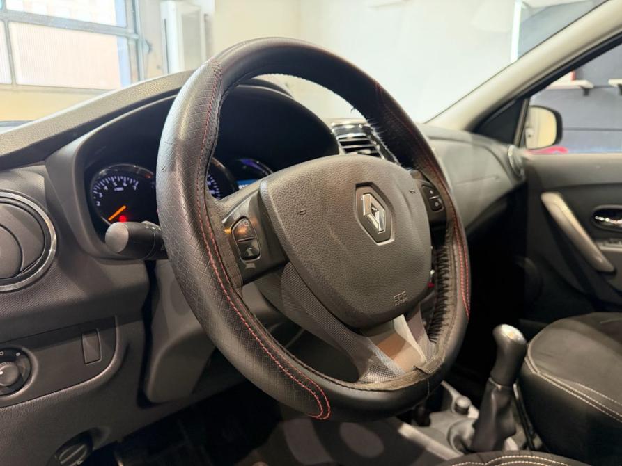 Renault Logan II Москва  - изображение 13
