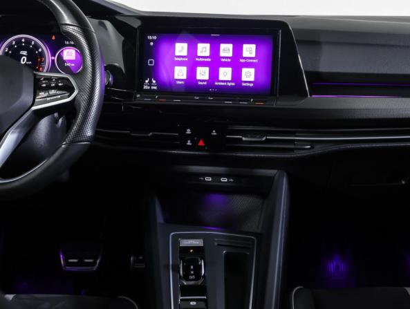 Volkswagen Golf VIII с пробегом 2022 года, цена 2 595 000 рублей, 60358 км, хэтчбек, Автокод Объявления