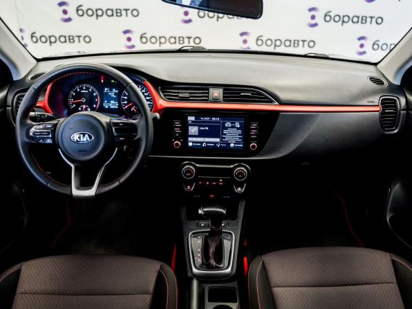 Kia Rio IV Рестайлинг с пробегом 2020 года, цена 1 620 000 рублей, 130040 км, седан, Автокод Объявления