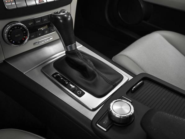 Mercedes-Benz C-Класс III (W204) Рестайлинг с пробегом 2012 года, цена 1 388 000 рублей, 160073 км, седан, Автокод Объявления