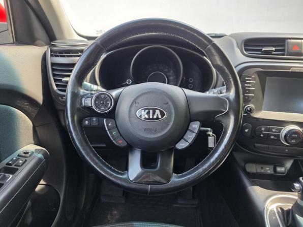 Kia Soul II Рестайлинг с пробегом 2018 года, цена 1 600 000 рублей, 122485 км, хэтчбек, Автокод Объявления
