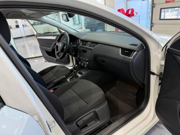 Skoda Octavia III (A7) с пробегом 2014 года, цена 1 215 000 рублей, 242536 км, лифтбек, Автокод Объявления