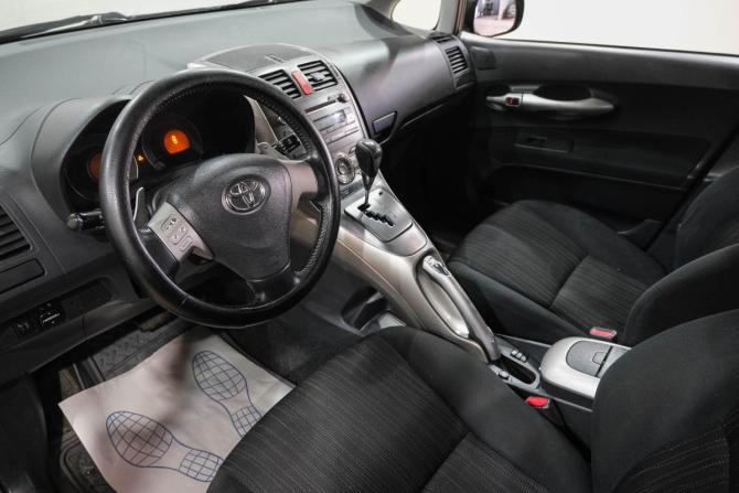 Toyota Auris I с пробегом 2007 года, цена 749 000 рублей, 180000 км, хэтчбек, Автокод Объявления