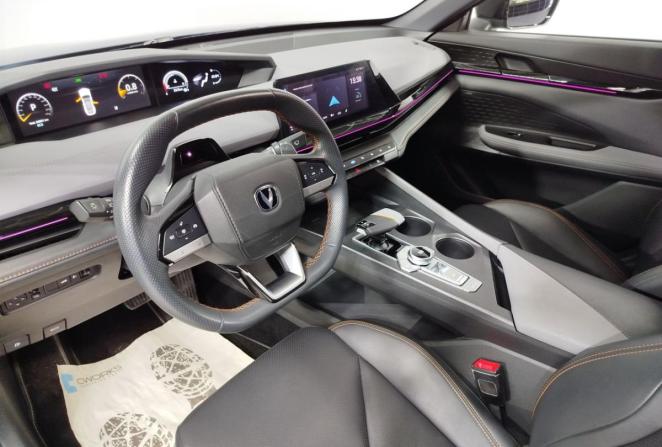 Changan UNI-V I с пробегом 2023 года, цена 2 178 000 рублей, 34591 км, лифтбек, Автокод Объявления