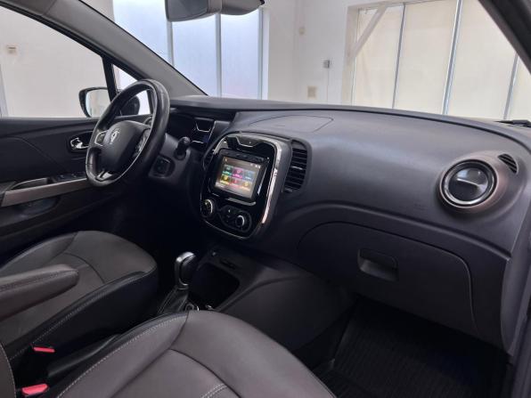 Renault Kaptur I Рестайлинг с пробегом 2020 года, цена 1 520 000 рублей, 132000 км, внедорожник, Автокод Объявления