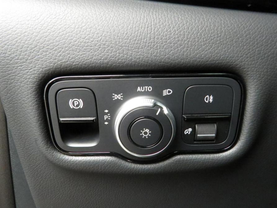 Mercedes-Benz V-Класс III (W447) Рестайлинг 2 Санкт-Петербург  - изображение 12