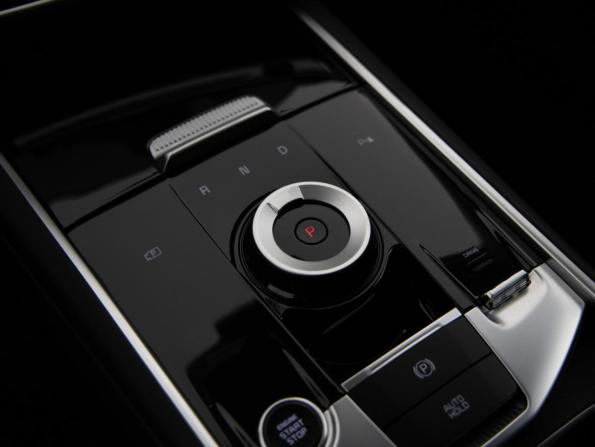 Kia Sportage V с пробегом 2023 года, цена 3 999 000 рублей, 15634 км, внедорожник, Автокод Объявления