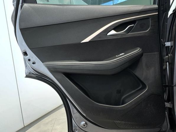 Omoda C5 I с пробегом 2023 года, цена 1 820 000 рублей, 54376 км, внедорожник, Автокод Объявления