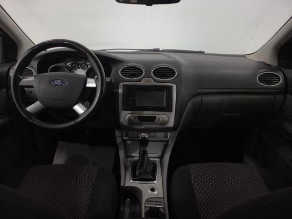 Ford Focus II Рестайлинг с пробегом 2010 года, цена 550 000 рублей, 172962 км, седан, Автокод Объявления
