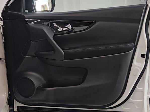 Nissan Qashqai II с пробегом 2018 года, цена 1 495 000 рублей, 199452 км, внедорожник, Автокод Объявления