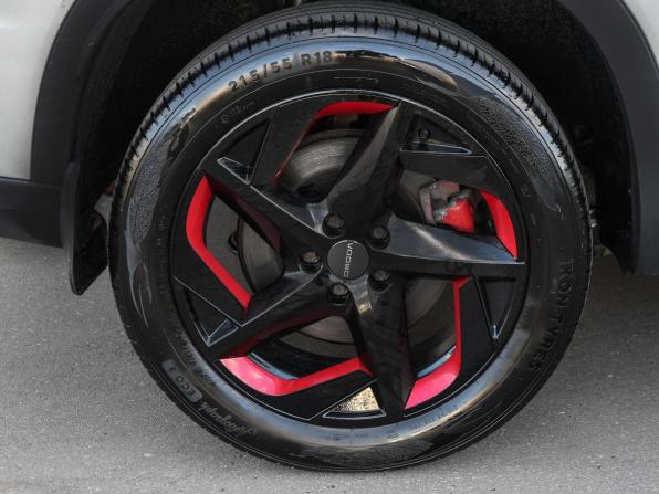 Omoda C5 I с пробегом 2023 года, цена 1 829 000 рублей, 65800 км, внедорожник, Автокод Объявления