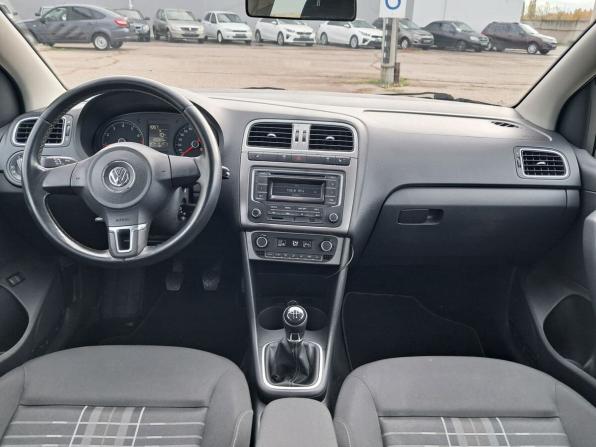 Volkswagen Polo V Рестайлинг с пробегом 2015 года, цена 785 000 рублей, 200909 км, седан, Автокод Объявления