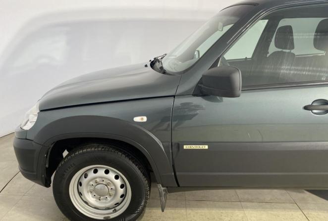 Chevrolet Niva I Рестайлинг с пробегом 2017 года, цена 735 000 рублей, 139400 км, внедорожник, Автокод Объявления