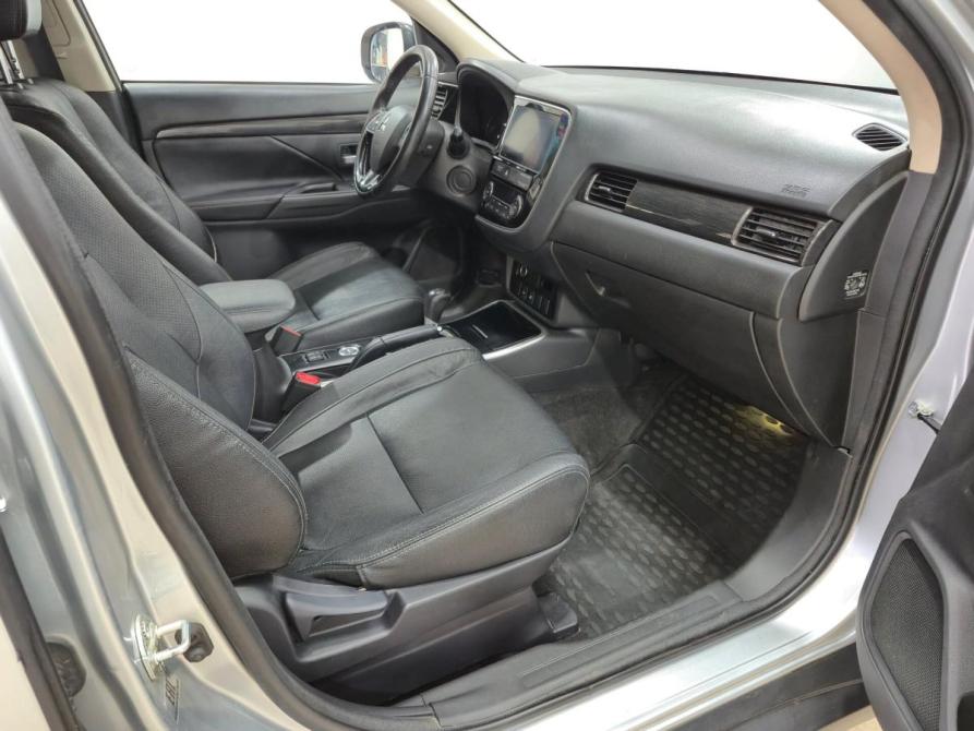 Mitsubishi Outlander III Рестайлинг 2 Альметьевск  - изображение 13