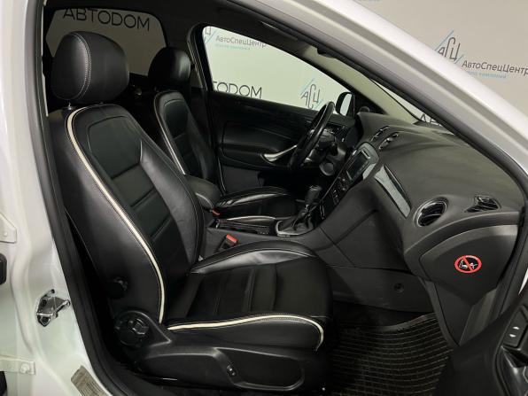 Ford Mondeo IV Рестайлинг с пробегом 2013 года, цена 987 000 рублей, 213388 км, седан, Автокод Объявления