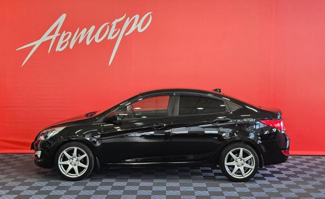Hyundai Solaris I Рестайлинг с пробегом 2015 года, цена 1 020 000 рублей, 162562 км, седан, Автокод Объявления