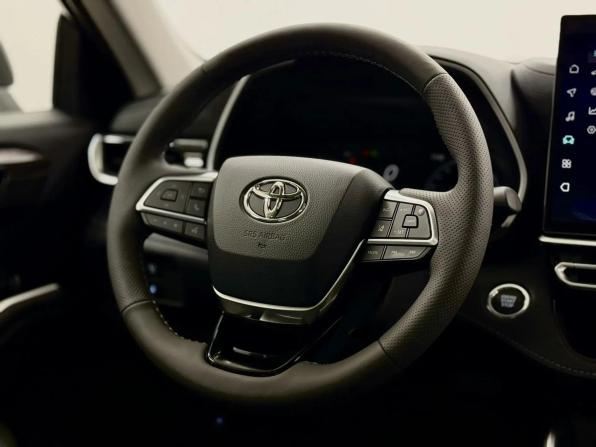 Toyota Highlander IV (XU70) с пробегом 2025 года, цена 5 300 000 рублей, 16 км, внедорожник, Автокод Объявления