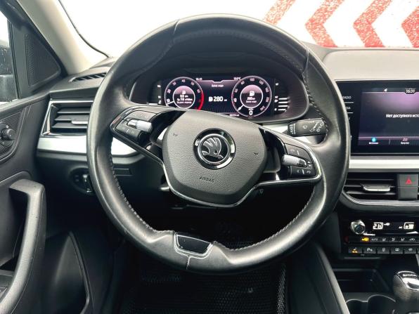 Skoda Rapid II с пробегом 2021 года, цена 1 730 000 рублей, 99718 км, лифтбек, Автокод Объявления