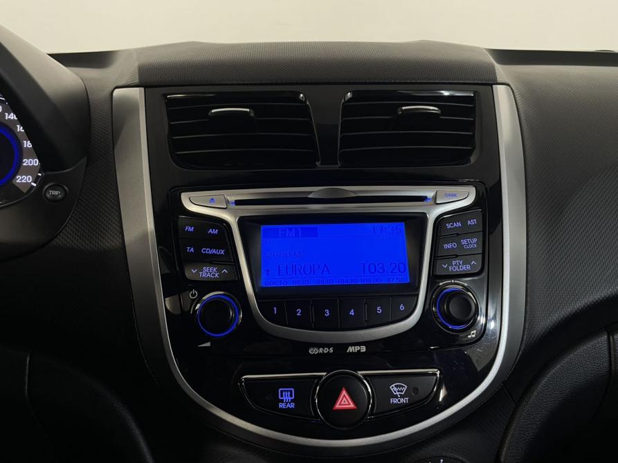 Hyundai Solaris I Великий Новгород  - изображение 15