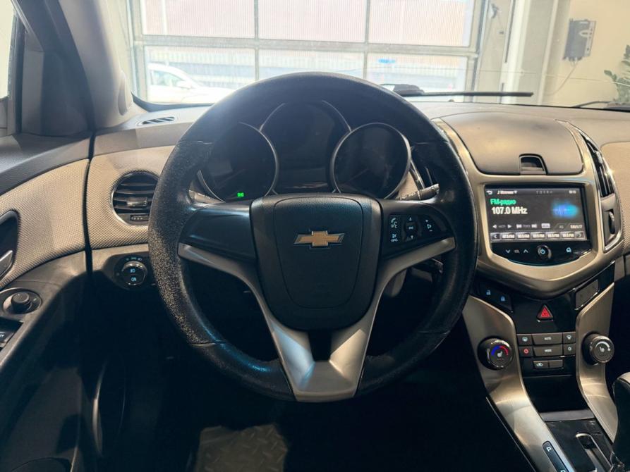 Chevrolet Cruze I Рестайлинг Москва  - изображение 13