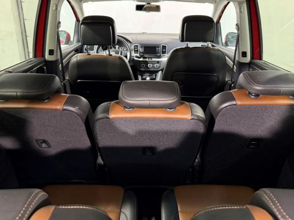 SEAT Alhambra II с пробегом 2014 года, цена 1 449 800 рублей, 225000 км, минивэн, Автокод Объявления