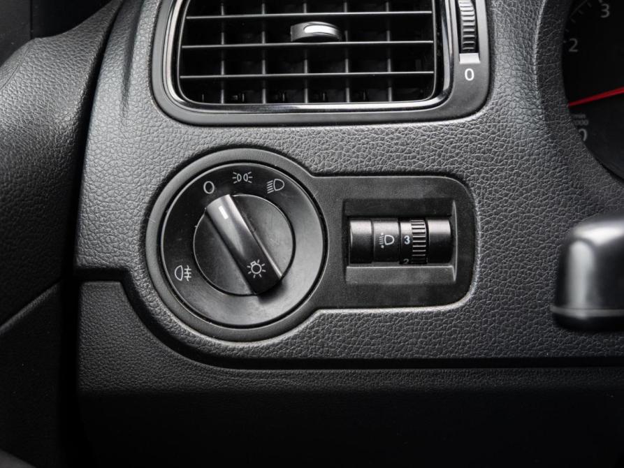 Volkswagen Polo V Краснодар  - изображение 19