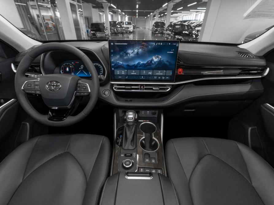 Toyota Highlander IV (XU70) Москва  - изображение 8