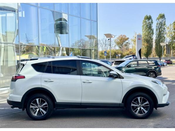 Toyota RAV4 IV (XA40) Рестайлинг с пробегом 2017 года, цена 2 145 000 рублей, 183924 км, внедорожник, Автокод Объявления