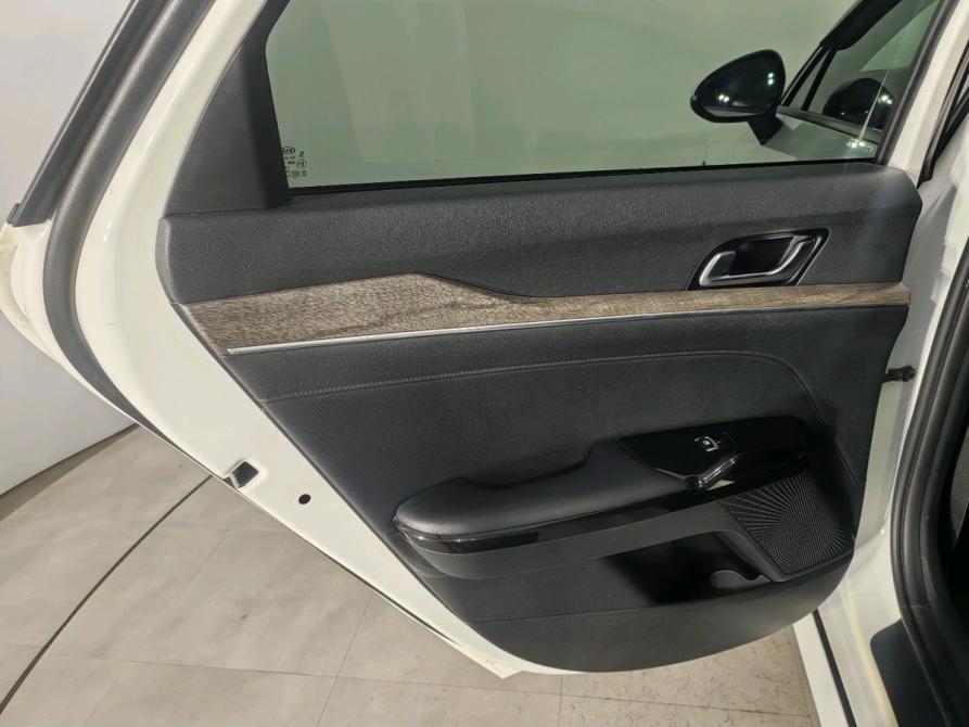 Kia K5 III Санкт-Петербург  - изображение 18