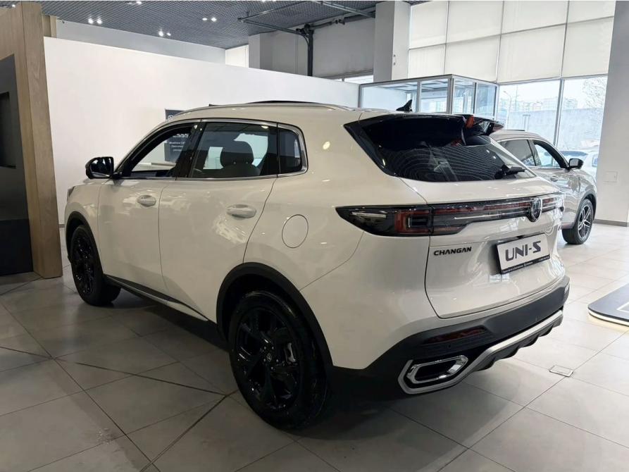 Changan UNI-S (CS55 Plus) I Рестайлинг Новосибирск  - изображение 2