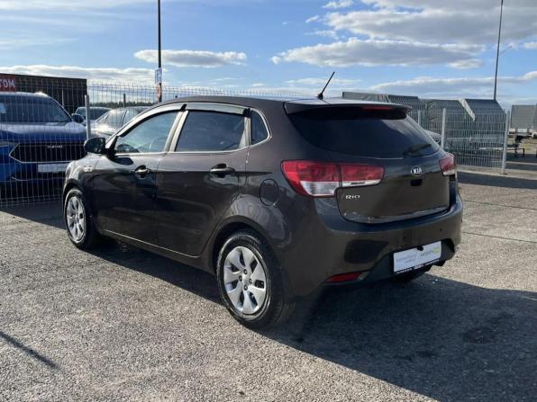 Kia Rio III Рестайлинг с пробегом 2016 года, цена 1 177 500 рублей, 97092 км, хэтчбек, Автокод Объявления