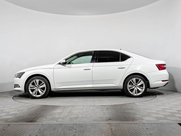 Skoda Superb III с пробегом 2019 года, цена 2 300 000 рублей, 66600 км, лифтбек, Автокод Объявления