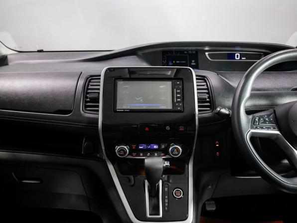 Nissan Serena V (C27) с пробегом 2018 года, цена 1 900 000 рублей, 112843 км, минивэн, Автокод Объявления