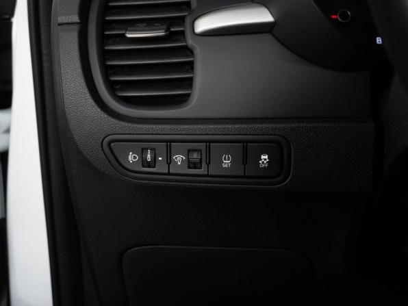 Kia Rio IV с пробегом 2020 года, цена 1 790 000 рублей, 75200 км, хэтчбек, Автокод Объявления