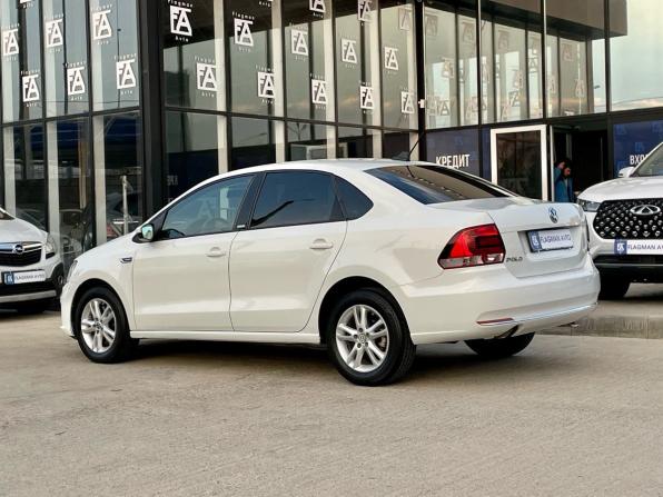 Volkswagen Polo V Рестайлинг с пробегом 2017 года, цена 1 155 000 рублей, 132000 км, седан, Автокод Объявления