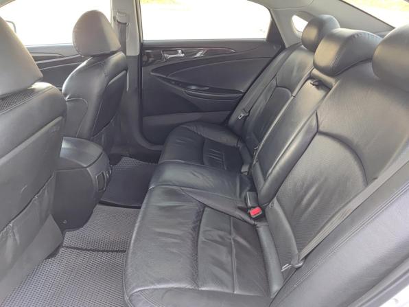 Hyundai Sonata VI (YF) с пробегом 2010 года, цена 862 800 рублей, 198412 км, седан, Автокод Объявления