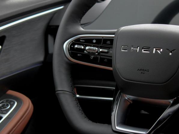Omoda C5 I с пробегом 2023 года, цена 1 949 900 рублей, 20000 км, внедорожник, Автокод Объявления