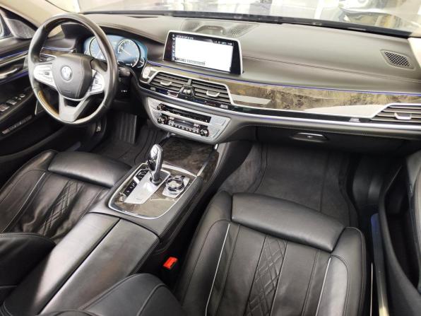 BMW 7 серии VI (G11/G12) с пробегом 2016 года, цена 2 999 000 рублей, 137112 км, седан, Автокод Объявления