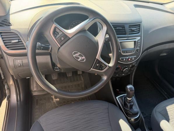 Hyundai Solaris I Рестайлинг с пробегом 2016 года, цена 1 049 000 рублей, 128500 км, хэтчбек, Автокод Объявления