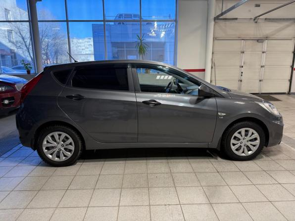 Hyundai Solaris I с пробегом 2013 года, цена 889 000 рублей, 153094 км, хэтчбек, Автокод Объявления