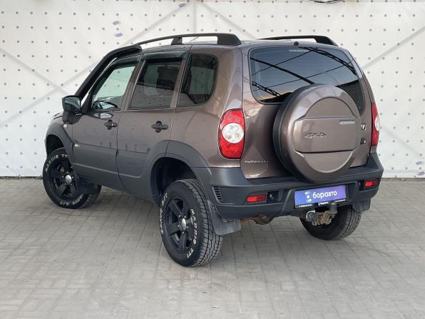 Chevrolet Niva I Рестайлинг с пробегом 2016 года, цена 770 000 рублей, 106917 км, внедорожник, Автокод Объявления