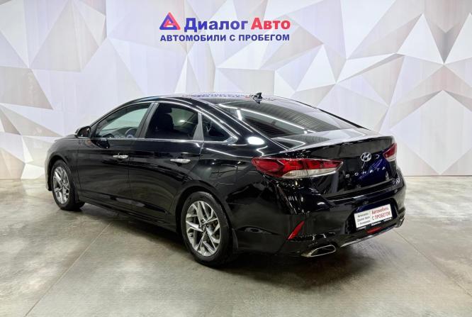 Hyundai Sonata VII (LF) Рестайлинг с пробегом 2019 года, цена 1 670 000 рублей, 176800 км, седан, Автокод Объявления