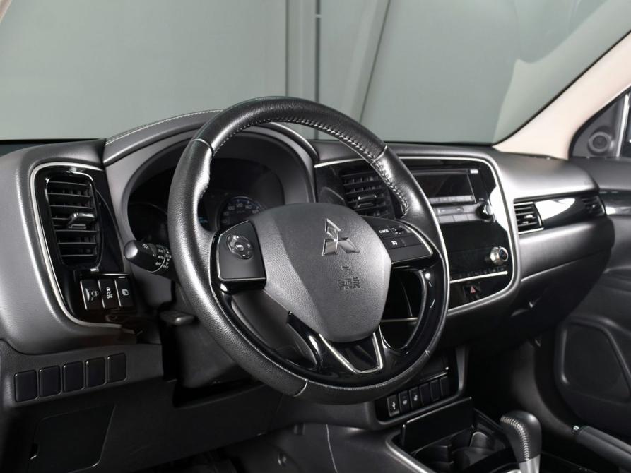 Mitsubishi Outlander III Рестайлинг 3 Кемерово  - изображение 8